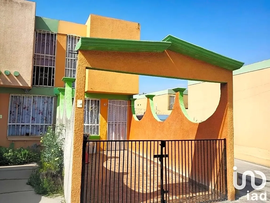 Casa en Venta en Los Héroes Tecámac, Tecámac, México | NEX-283716 | iad México | Foto 2 de 21