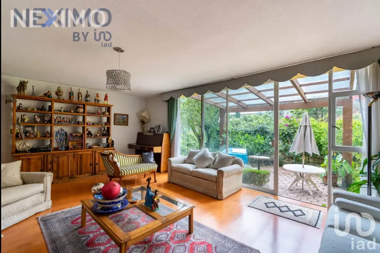 Casa en Venta en La Herradura Sección III, Huixquilucan, México | NEX-50032 | iad México | Foto 5 de 35