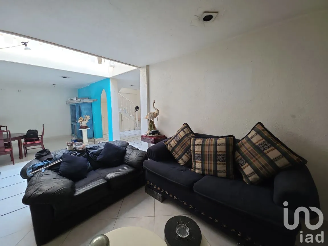 Casa en Venta en Bosques de Aragón, Nezahualcóyotl, México | NEX-297977 | iad México | Foto 2 de 37