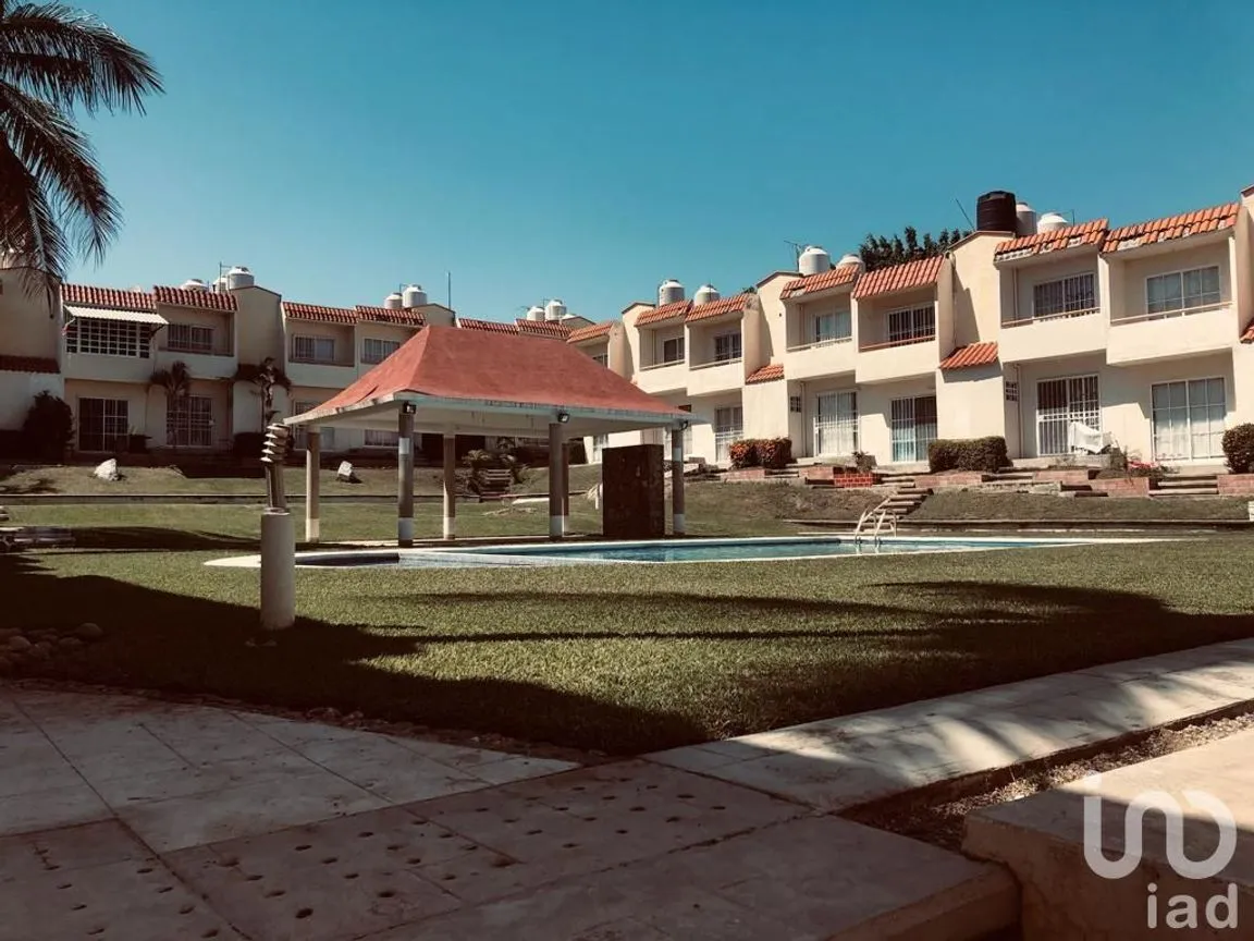Casa en Venta en San Agustin, Acapulco de Juárez, Guerrero | NEX-147493 | iad México | Foto 2 de 21