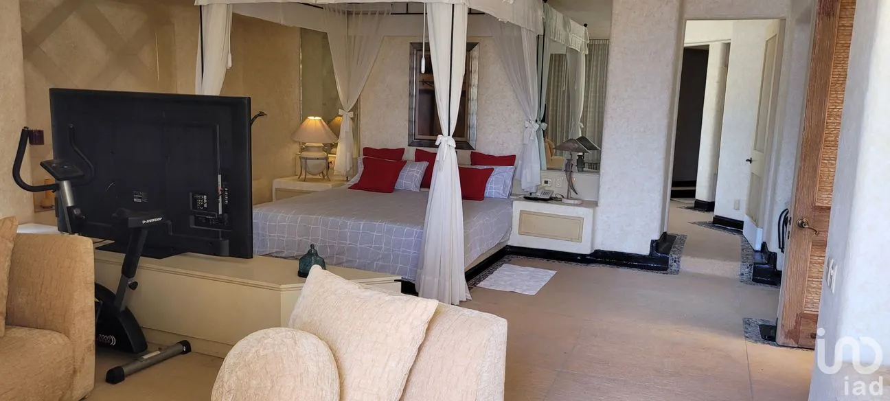 Casa en Venta en Playa Guitarrón, Acapulco de Juárez, Guerrero | NEX-170833 | iad México | Foto 35 de 38