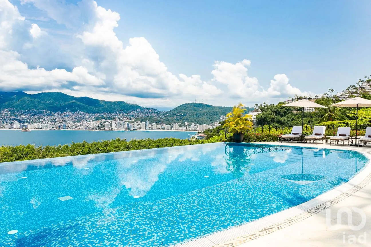 Casa en Venta en Las Brisas 1, Acapulco de Juárez, Guerrero | NEX-175299 | iad México | Foto 1 de 22