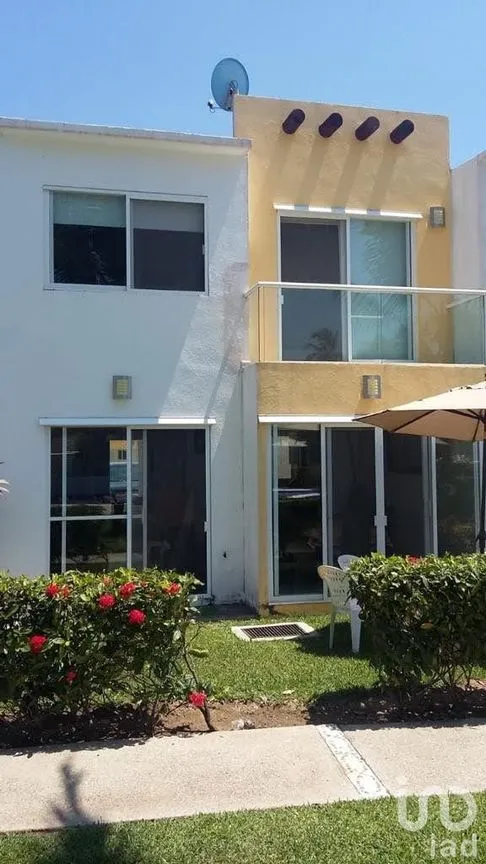 Casa en Venta en La Poza, Acapulco de Juárez, Guerrero | NEX-176894 | iad México | Foto 2 de 34