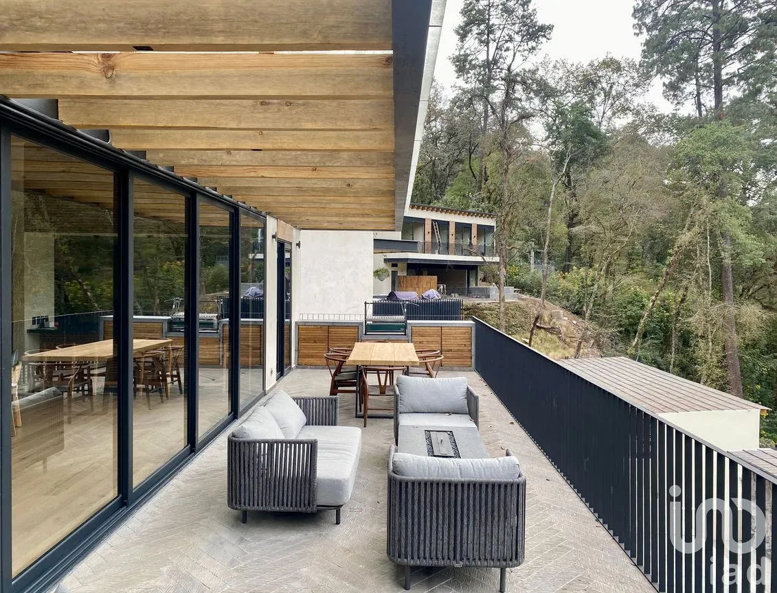 Casa en Venta en Avándaro, Valle de Bravo, México | NEX-194992 | iad México | Foto 19 de 29