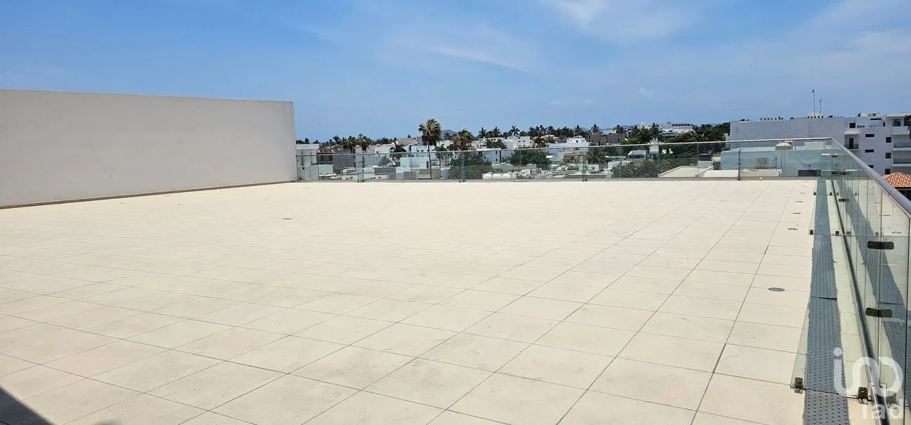 Local en Renta en Zona Dorada, Mazatlán, Sinaloa | NEX-251744 | iad México | Foto 2 de 5