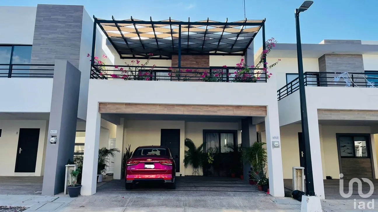 Casa en Venta en Hacienda del Seminario, Mazatlán, Sinaloa | NEX-252304 | iad México | Foto 1 de 28