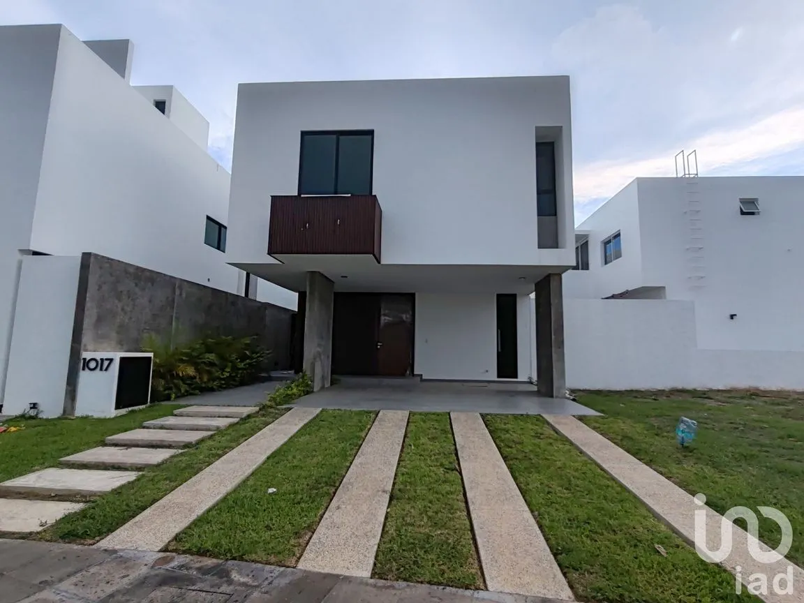 Casa en Venta en María Antonieta, Mazatlán, Sinaloa | NEX-253847 | iad México | Foto 2 de 32