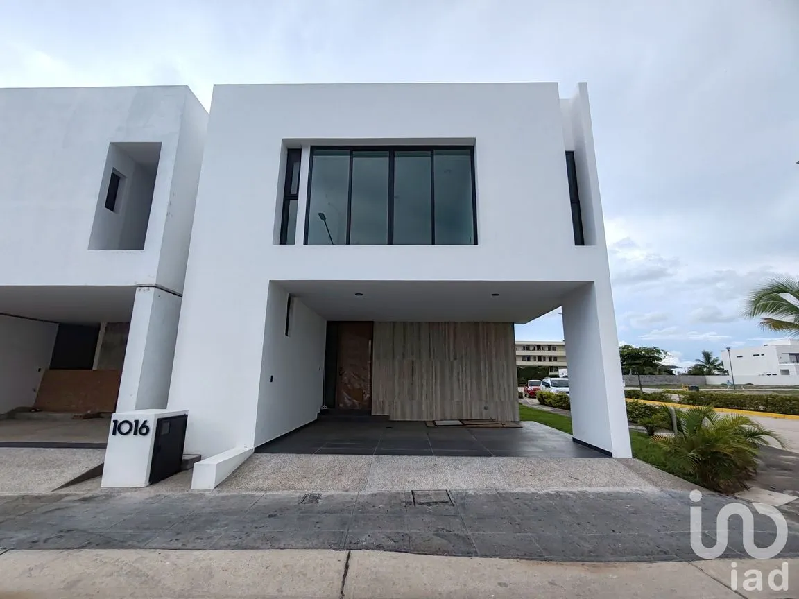 Casa en Venta en Marina Garden, Mazatlán, Sinaloa | NEX-253872 | iad México | Foto 2 de 15