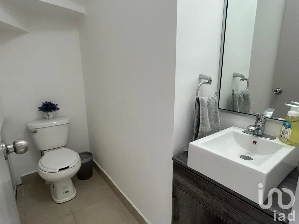 Casa en Venta en Verona Residencial, Tijuana, Baja California | NEX-262043 | iad México | Foto 15 de 45