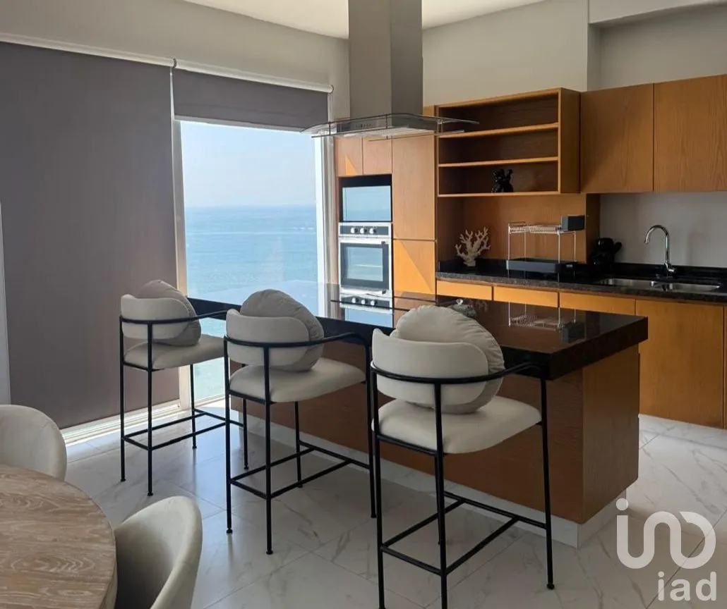 Departamento en Renta en Zona Dorada, Mazatlán, Sinaloa | NEX-283665 | iad México | Foto 2 de 11