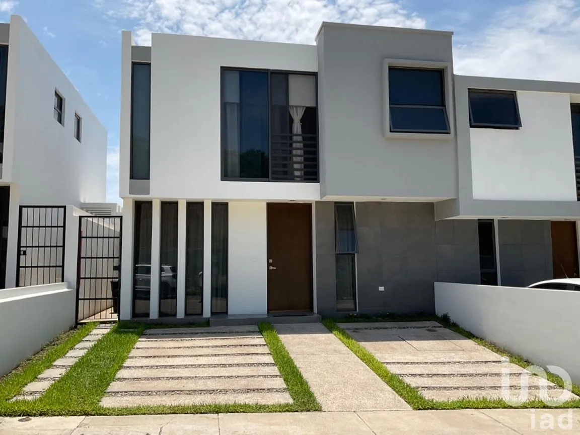 Casa en Venta en Hacienda del Seminario, Mazatlán, Sinaloa | NEX-283888 | iad México | Foto 2 de 18