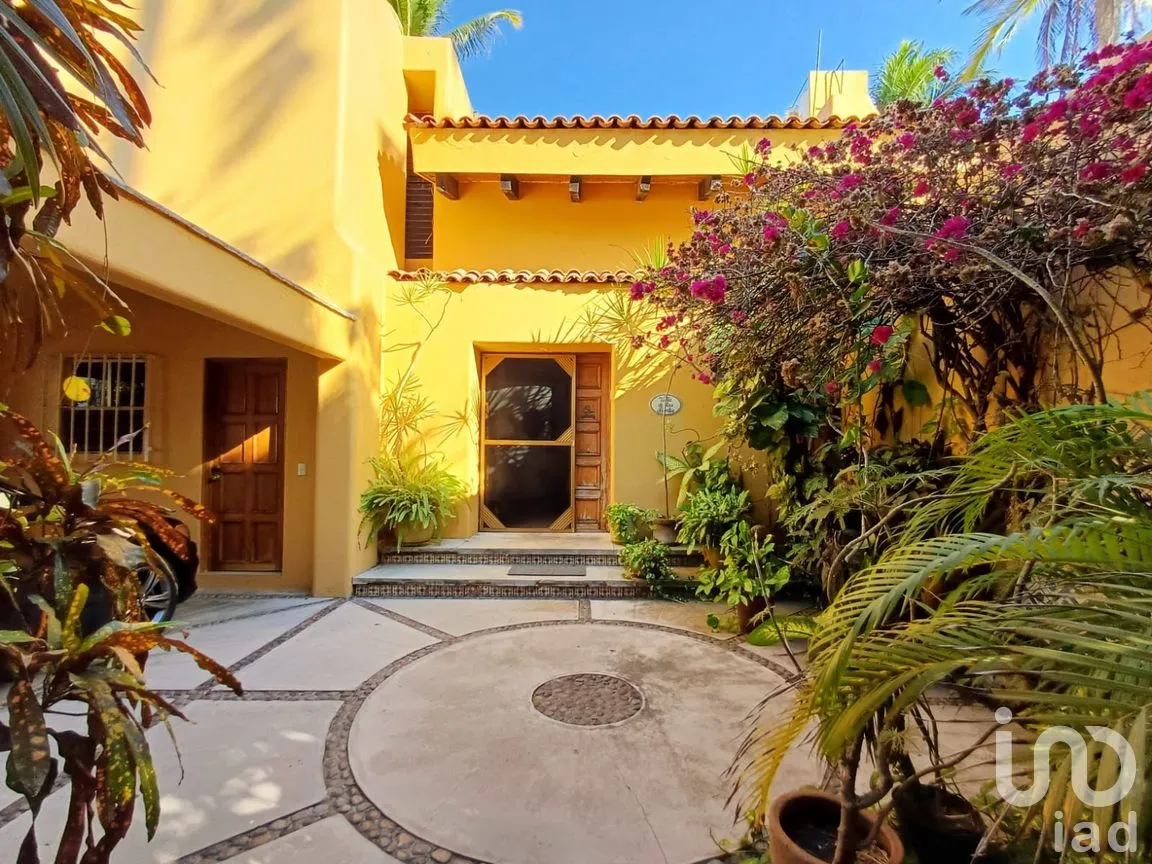 Casa en Venta en Club Santiago, Manzanillo, Colima | NEX-285906 | iad México | Foto 2 de 12
