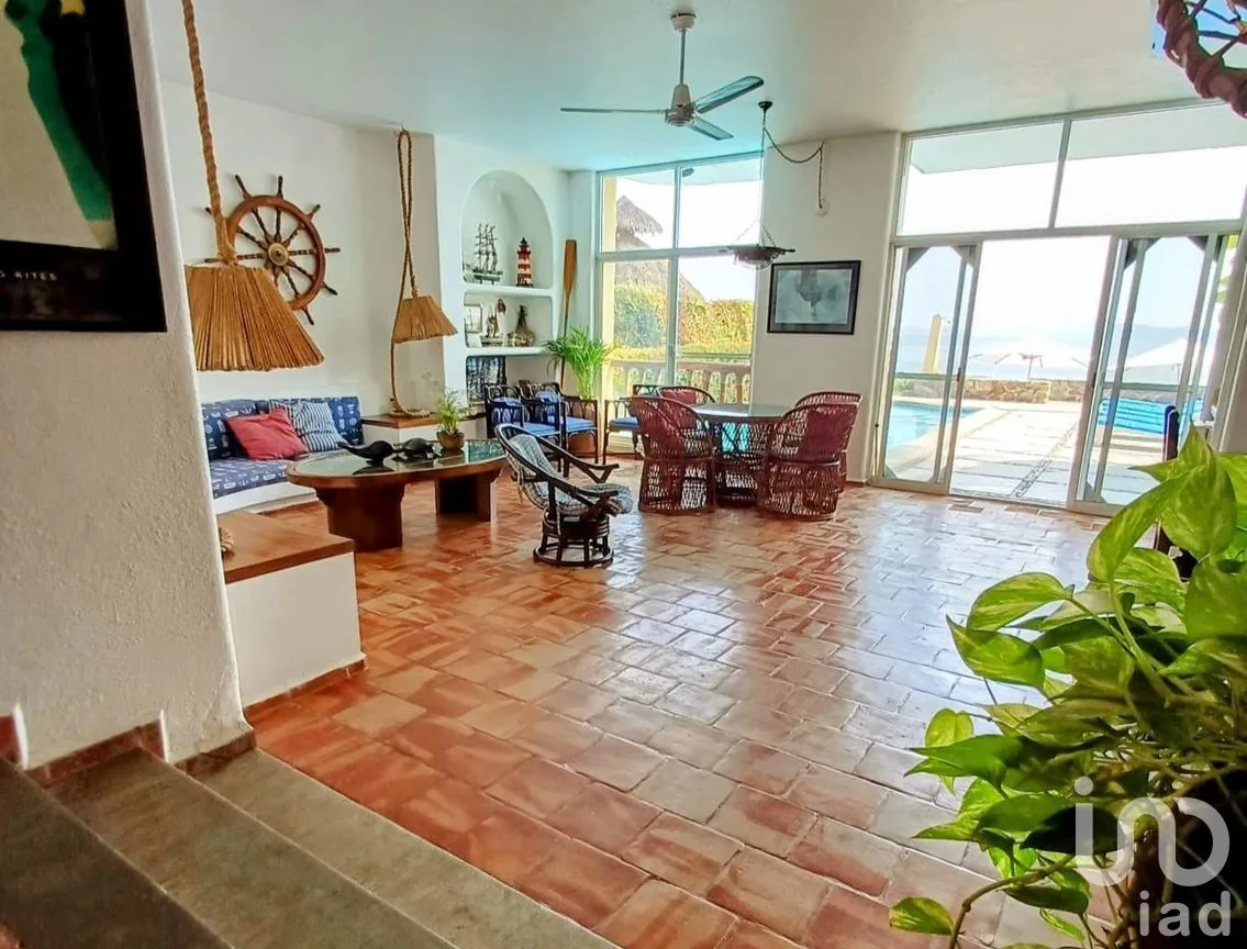 Casa en Venta en Club Santiago, Manzanillo, Colima | NEX-285906 | iad México | Foto 5 de 12