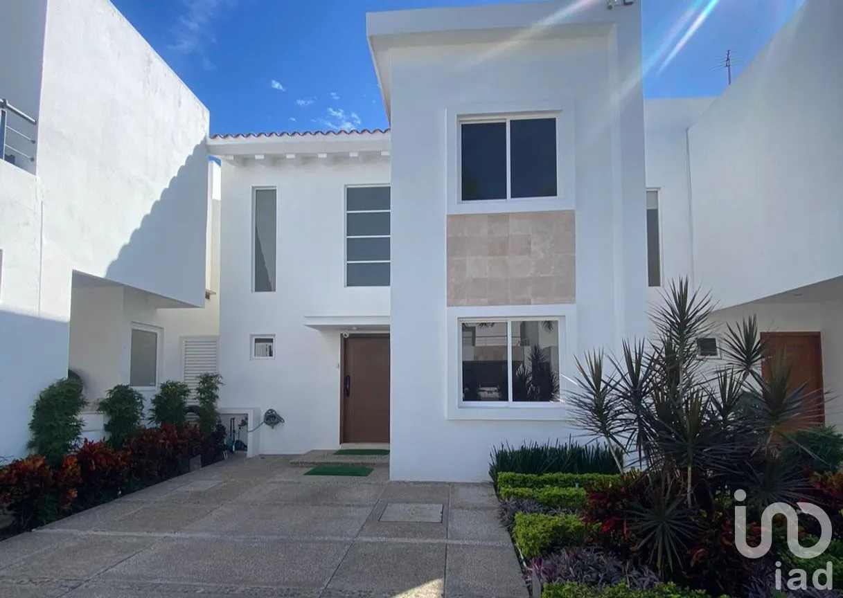 Casa en Venta en Sábalo Country Club, Mazatlán, Sinaloa | NEX-286822 | iad México | Foto 1 de 22