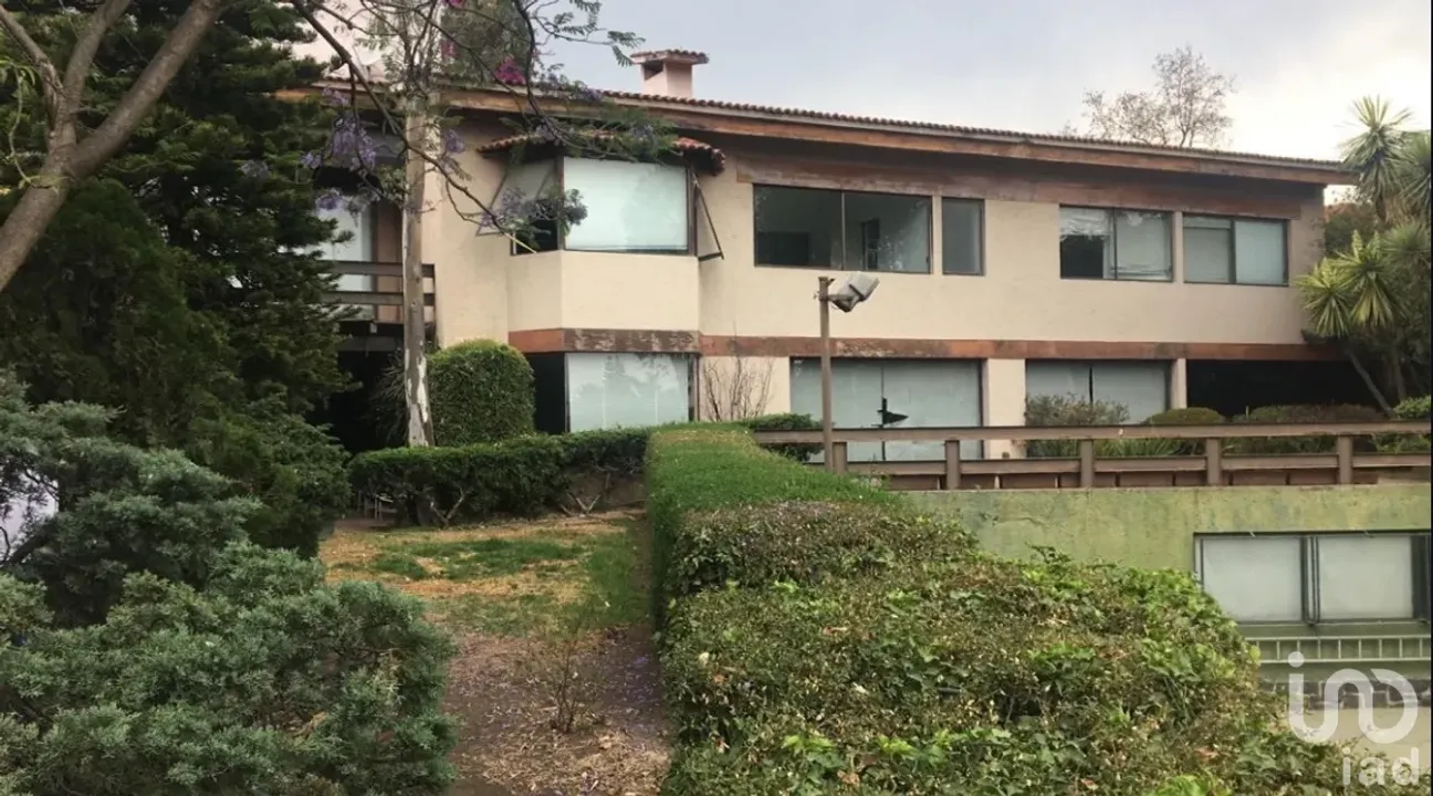 Casa en Venta en Bosque de las Lomas, Miguel Hidalgo, Ciudad de México | NEX-152571 | iad México | Foto 1 de 9