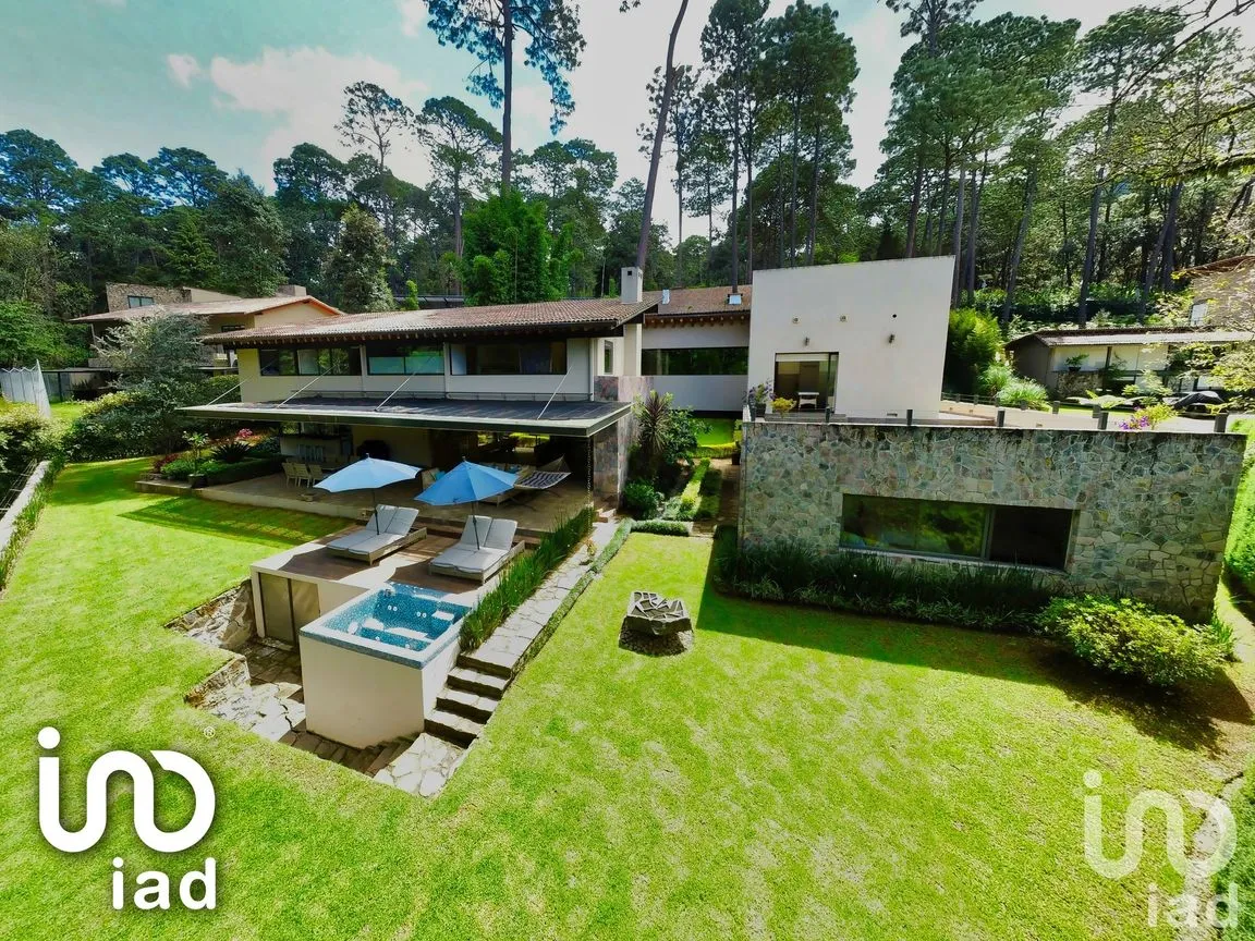Casa en Venta en Avándaro, Valle de Bravo, México | NEX-186395 | iad México | Foto 8 de 37