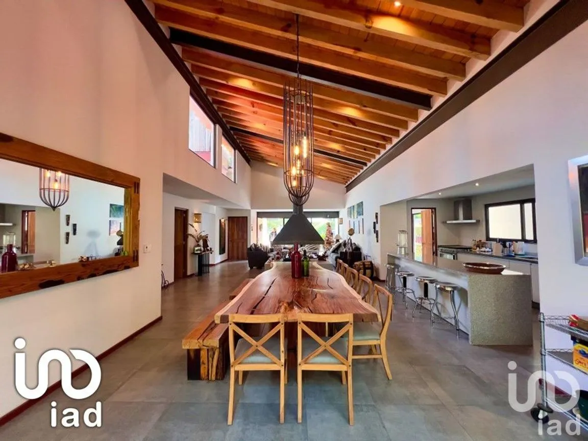 Casa en Venta en Casas Viejas, Valle de Bravo, México | NEX-191456 | iad México | Foto 12 de 62