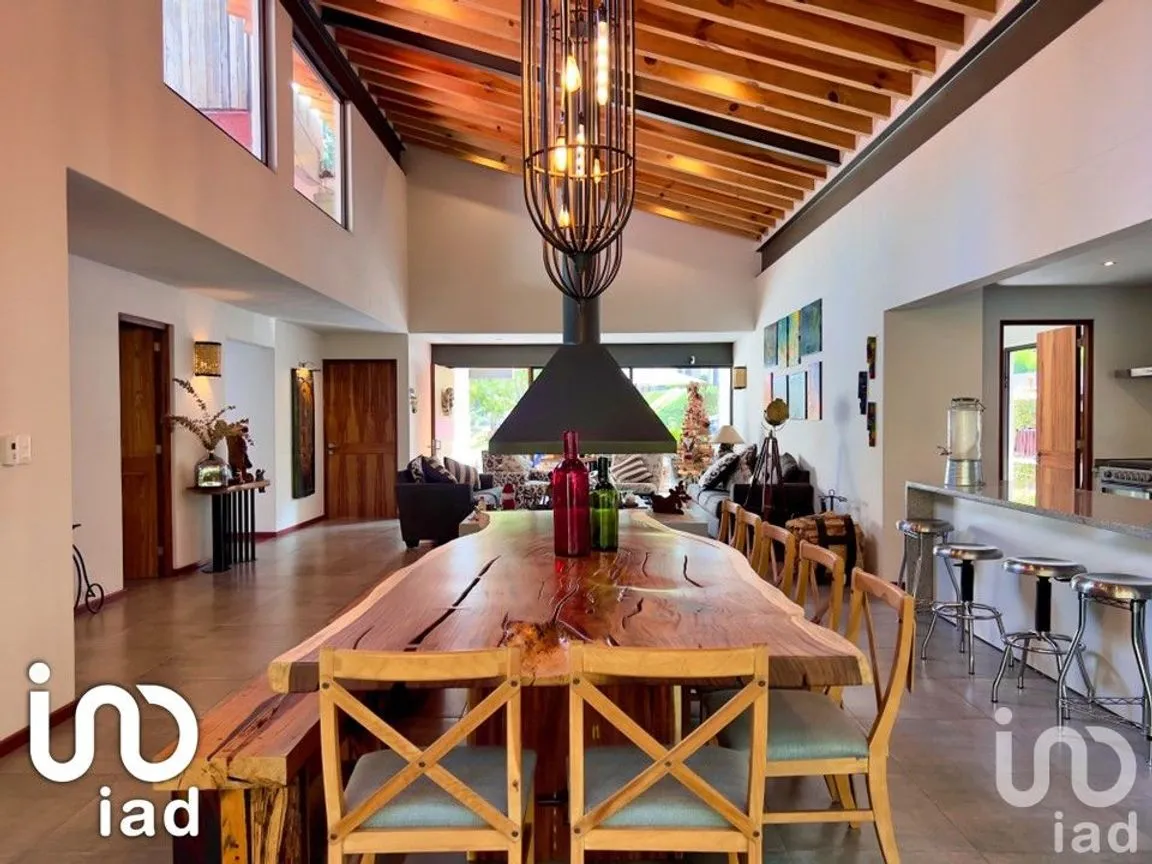 Casa en Venta en Casas Viejas, Valle de Bravo, México | NEX-191456 | iad México | Foto 13 de 62