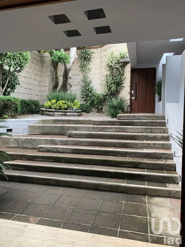 Casa en Venta en Lomas de Tecamachalco Sección Bosques I y II, Huixquilucan, México | NEX-238356 | iad México | Foto 8 de 31