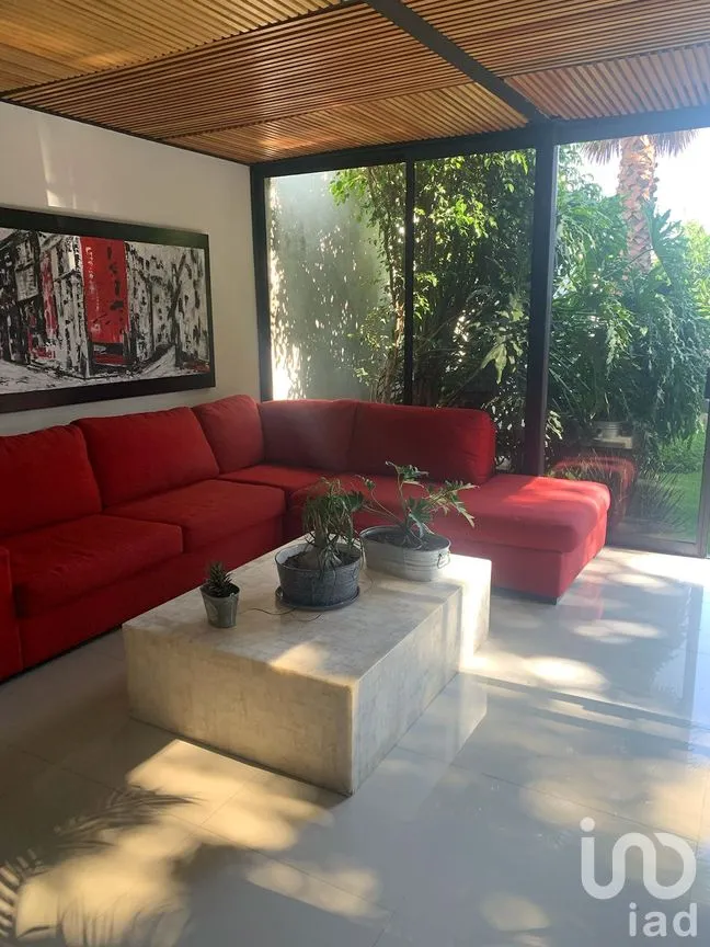 Casa en Venta en Lomas de Tecamachalco Sección Bosques I y II, Huixquilucan, México | NEX-238356 | iad México | Foto 1 de 31