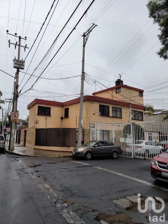 Casa en Venta en Militar Marte, Iztacalco, Ciudad de México | NEX-252434 | iad México | Foto 1 de 35