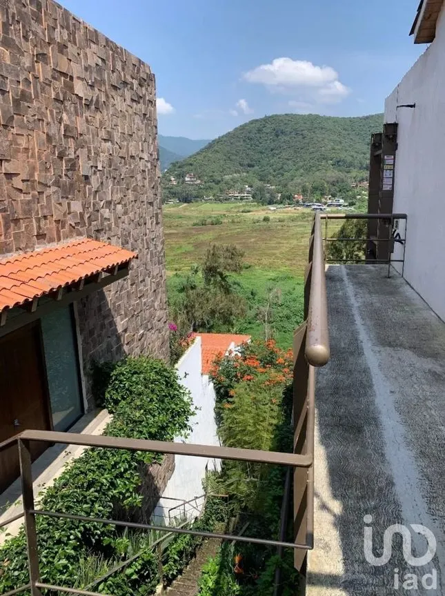 Casa en Venta en Agua Fría, Valle de Bravo, México | NEX-285665 | iad México | Foto 8 de 35