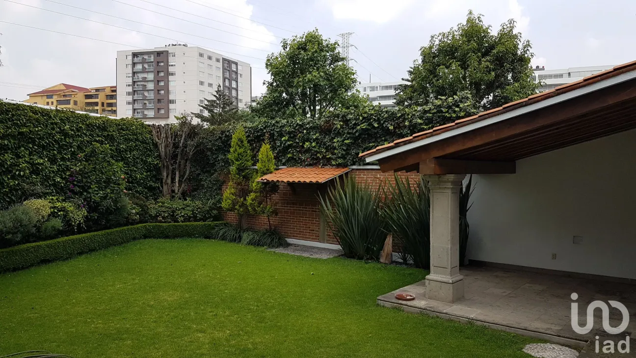Casa en Venta en La Herradura Sección III, Huixquilucan, México | NEX-40298 | iad México | Foto 3 de 24
