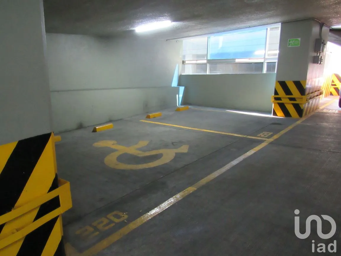 Oficina en Venta en Bosque de las Lomas, Miguel Hidalgo, Ciudad de México | NEX-40335 | iad México | Foto 14 de 15