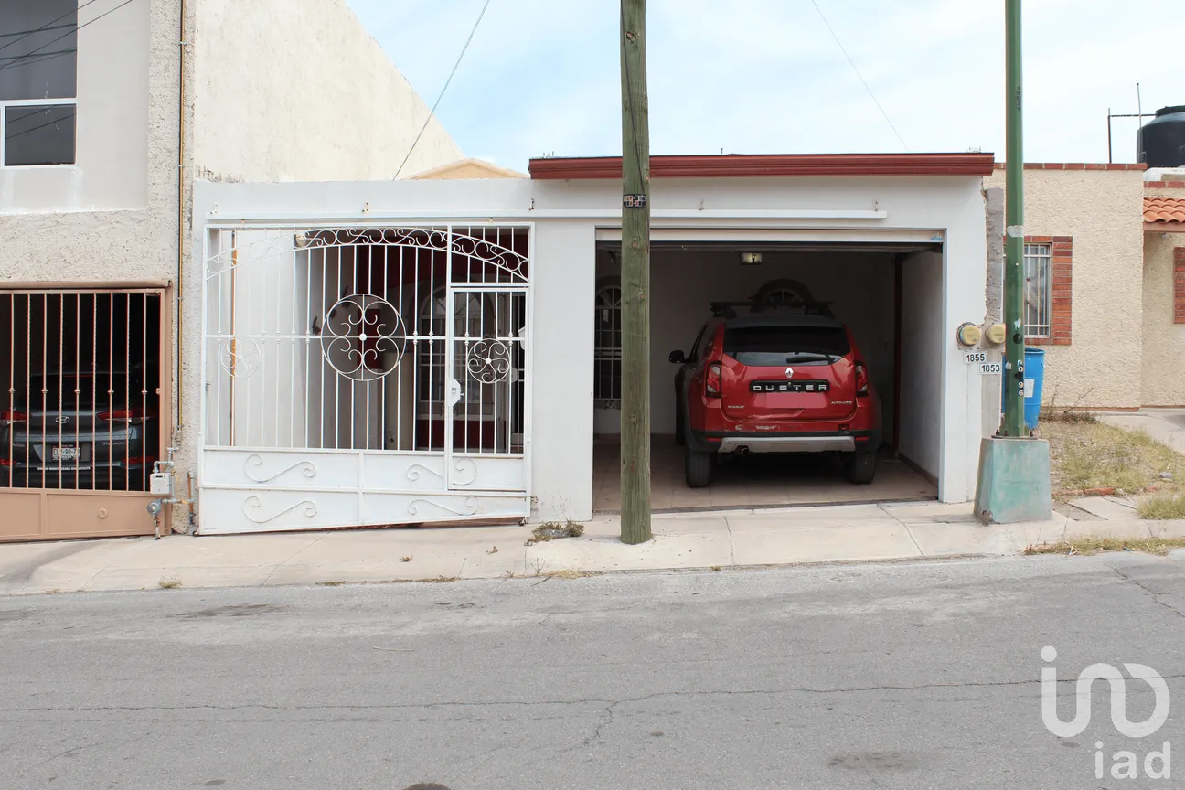 Casa en Renta en Misión Universidad II y III, Chihuahua, Chihuahua | NEX-47699 | iad México | Foto 1 de 12