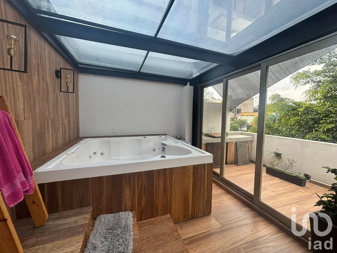 Casa en Venta en Letrán Valle, Benito Juárez, Ciudad de México | NEX-302764 | iad México | Foto 2 de 19
