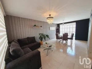 NEX-196090 - Casa en Renta, con 3 recamaras, con 2 baños, con 141 m2 de construcción en San Juan Cuautlancingo, CP 72700, Puebla.