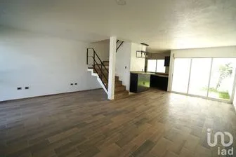 NEX-252748 - Casa en Renta, con 3 recamaras, con 2 baños, con 118 m2 de construcción en Nuevo León, CP 72706, Puebla.
