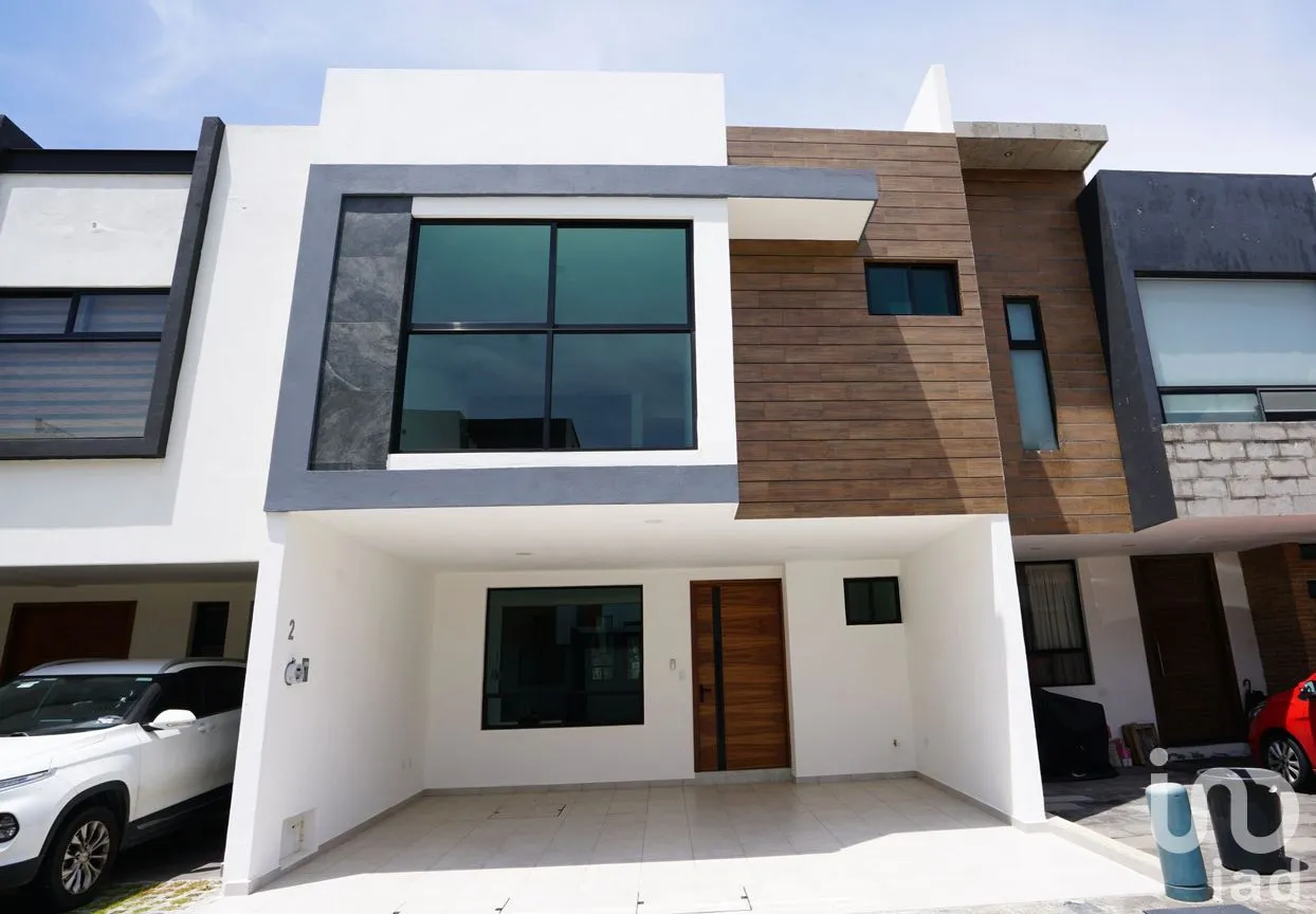 Casa en Venta en San Diego los Sauces, Cuautlancingo, Puebla | NEX-307322 | iad México | Foto 2 de 24