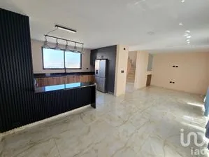 NEX-307388 - Casa en Venta, con 3 recamaras, con 3 baños, con 168 m2 de construcción.