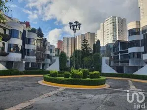 NEX-187459 - Departamento en Venta, con 3 recamaras, con 2 baños, con 182 m2 de construcción en Bosques de las Palmas, CP 52787, México.