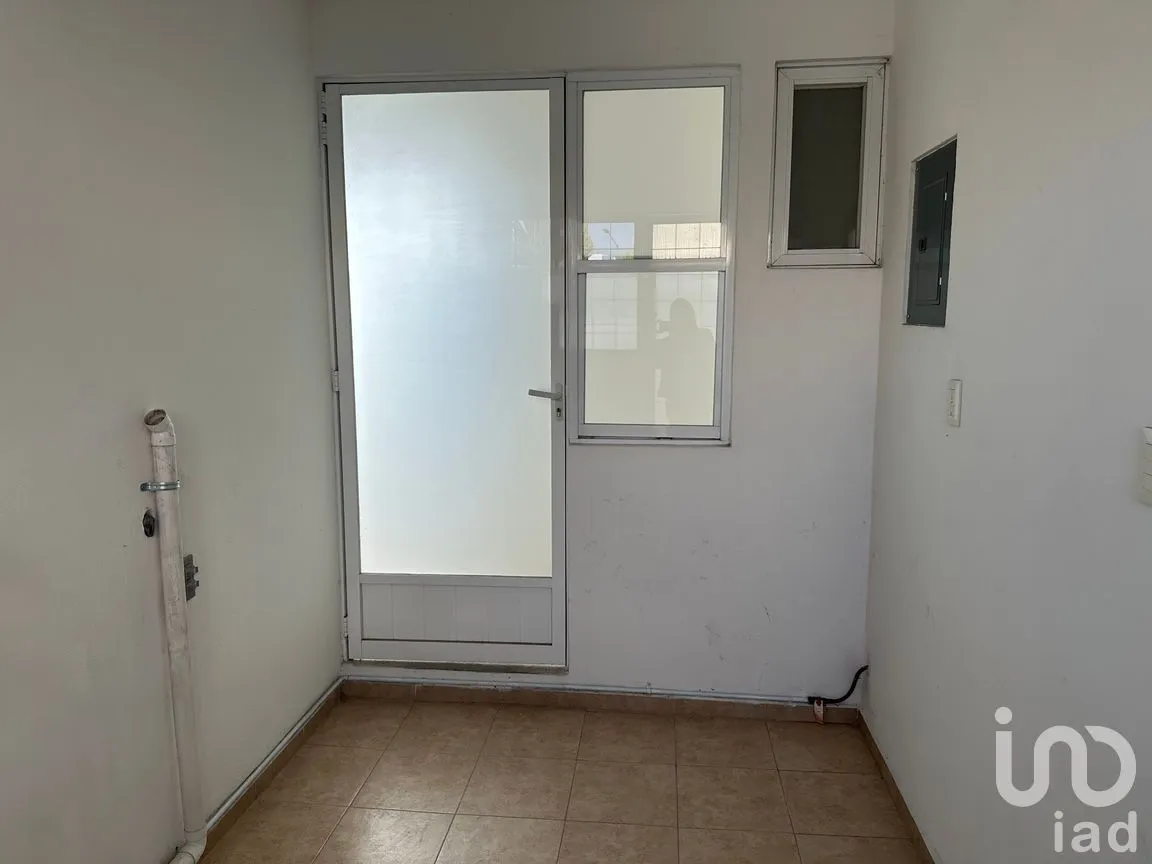 Casa en Renta en San Miguel Totocuitlapilco, Metepec, México | NEX-261711 | iad México | Foto 10 de 23
