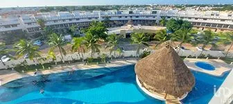 NEX-203544 - Departamento en Venta, con 3 recamaras, con 2 baños, con 79 m2 de construcción en Supermanzana 40, CP 77507, Quintana Roo.