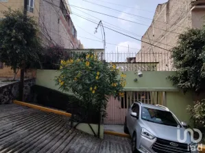 NEX-181809 - Casa en Renta, con 2 recamaras, con 1 baño, con 227 m2 de construcción en San Pedro Zacatenco, CP 07360, Ciudad de México.