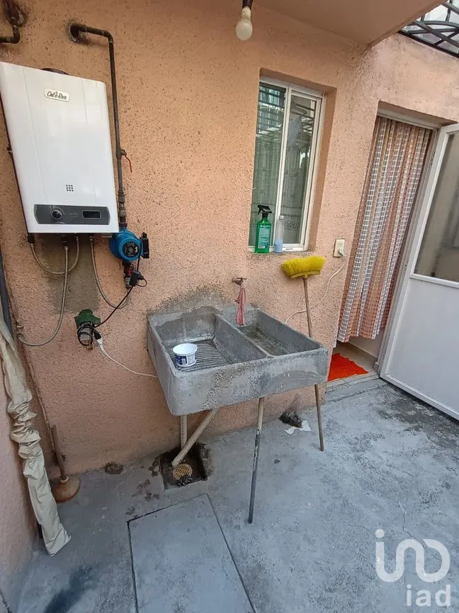 Casa en Venta en Los Héroes Ecatepec Sección I, Ecatepec de Morelos, México | NEX-286719 | iad México | Foto 10 de 29