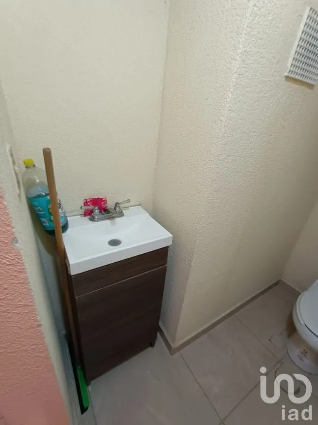 Casa en Venta en Los Héroes Ecatepec Sección I, Ecatepec de Morelos, México | NEX-286719 | iad México | Foto 13 de 29