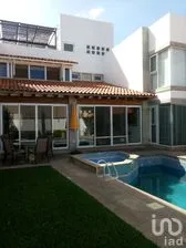 NEX-178280 - Casa en Venta, con 4 recamaras, con 5 baños, con 321 m2 de construcción en Lomas de Ahuatlán, CP 62130, Morelos.