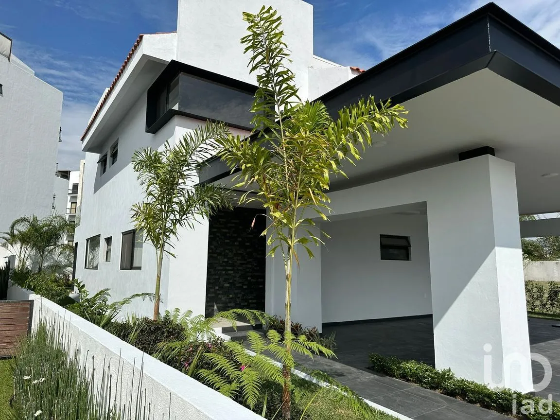 Casa en Venta en Paraíso Country Club, Emiliano Zapata, Morelos | NEX-242469 | iad México | Foto 3 de 20