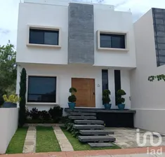 NEX-251650 - Casa en Venta, con 3 recamaras, con 3 baños, con 330 m2 de construcción en Jardines de Ahuatlán, CP 62130, Morelos.