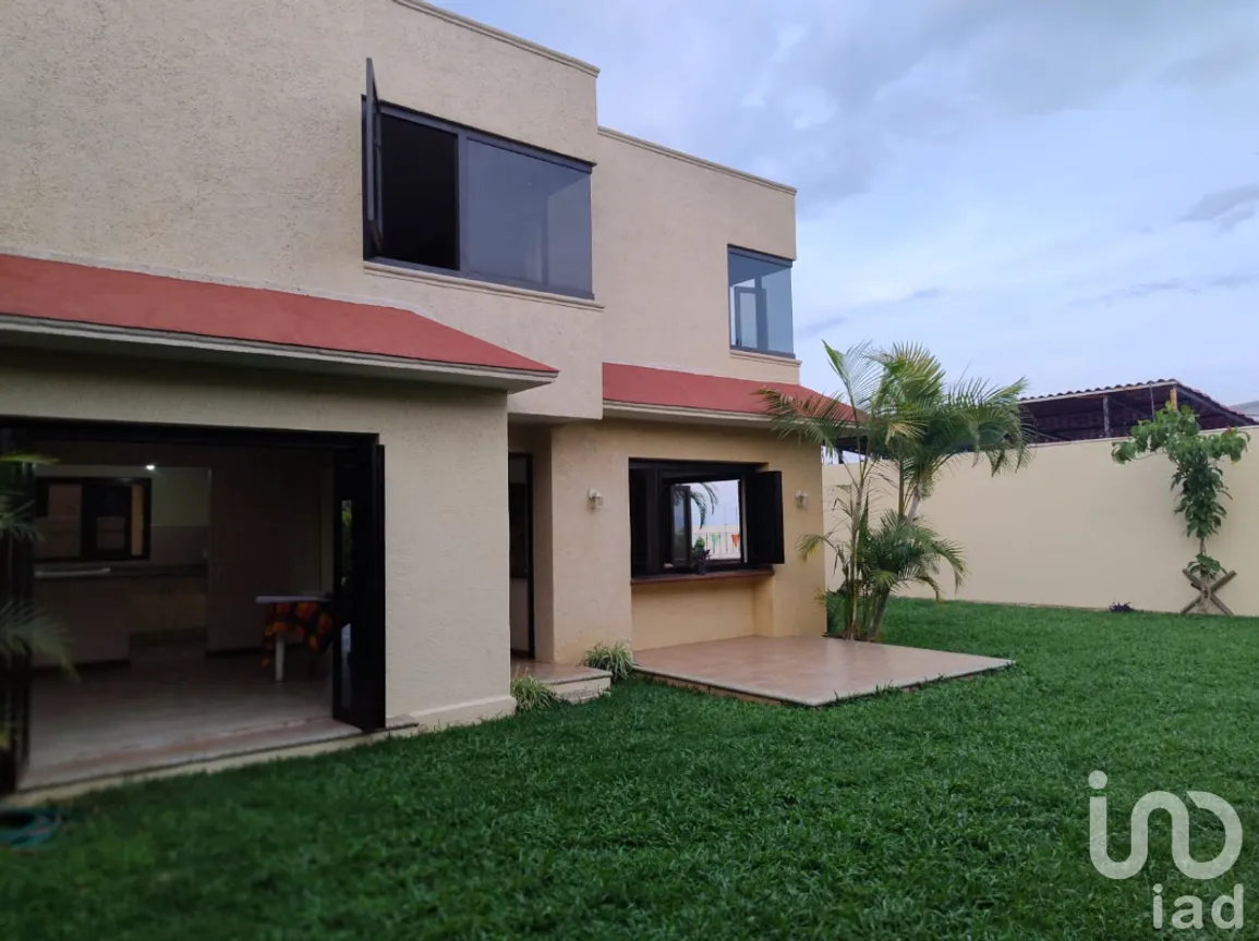 Casa en Venta en Lomas de Ahuatlán, Cuernavaca, Morelos | NEX-251839 | iad México | Foto 2 de 20
