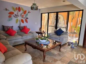 NEX-254144 - Casa en Venta, con 3 recamaras, con 4 baños, con 354 m2 de construcción en Reforma, CP 62260, Morelos.