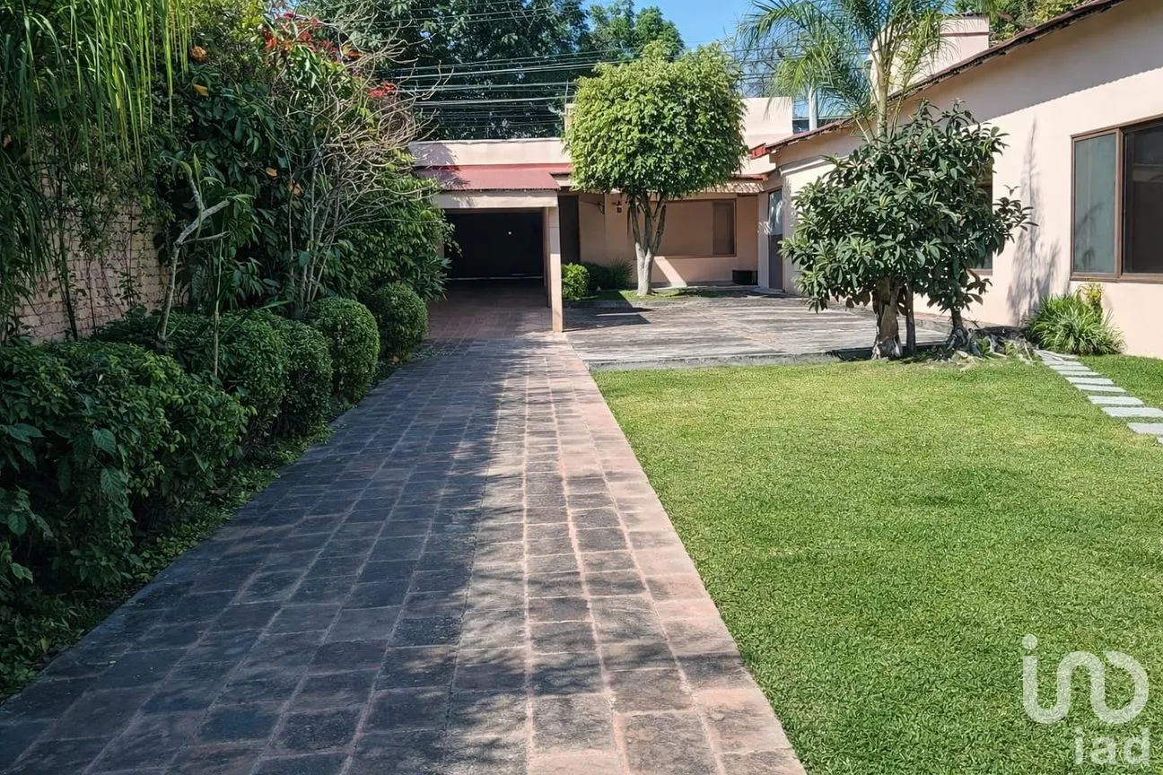 Casa en Venta en Reforma, Cuernavaca, Morelos | NEX-287207 | iad México | Foto 2 de 13