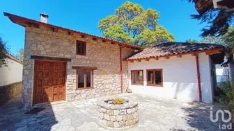 NEX-197036 - Casa en Venta, con 4 recamaras, con 4 baños, con 1007 m2 de construcción en 31 de Marzo, CP 29220, Chiapas.