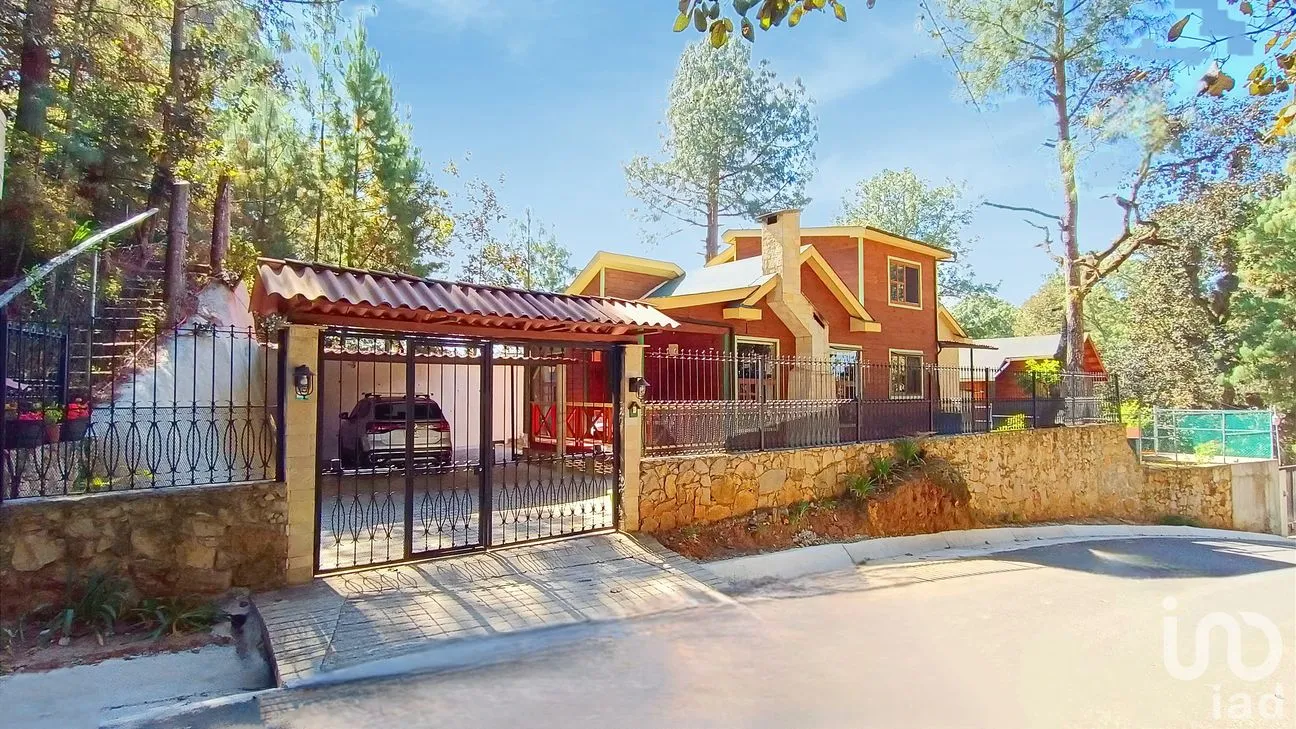 Casa en Venta en Las Palmas Huitepec 3a. Sección, San Cristóbal de las Casas, Chiapas | NEX-255828 | iad México | Foto 1 de 23