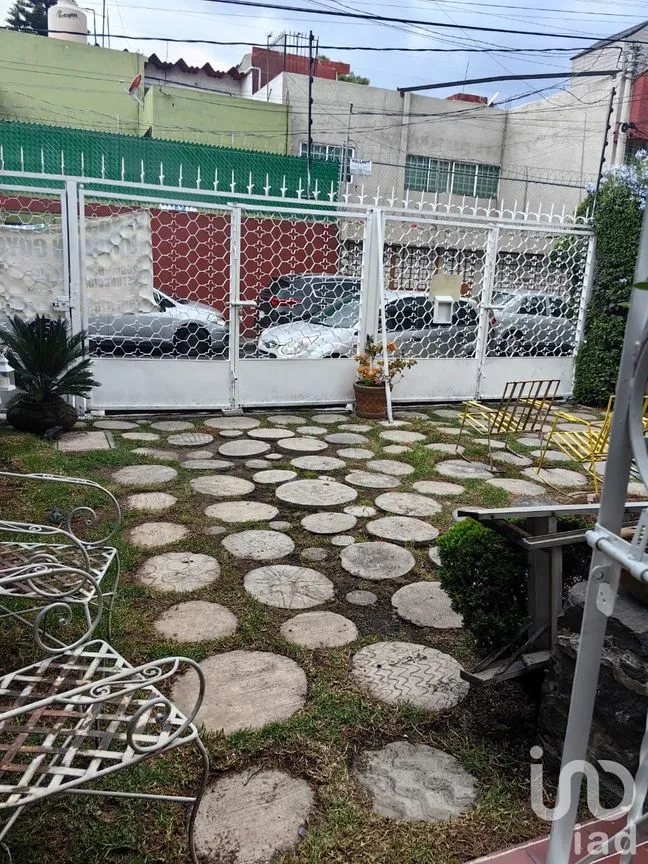 Casa en Venta en Educación, Coyoacán, Ciudad de México | NEX-219637 | iad México | Foto 3 de 32