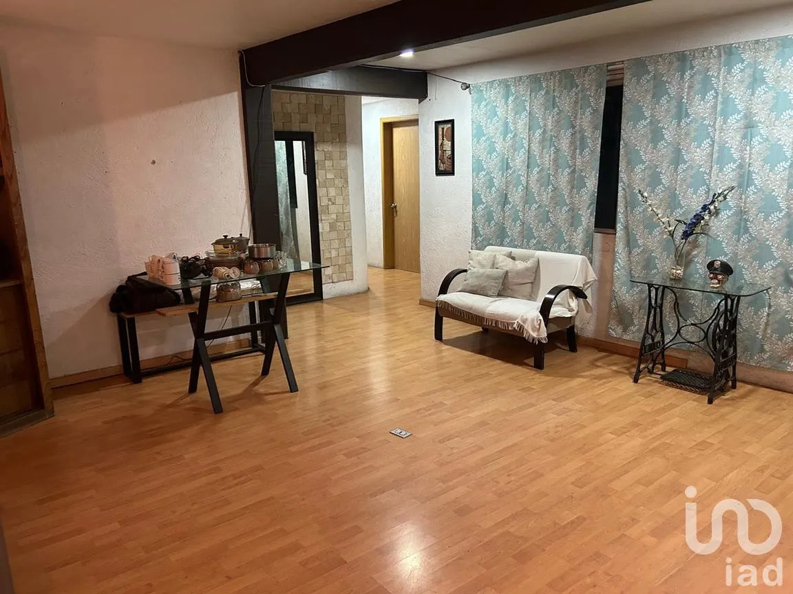 Casa en Venta en Culhuacán, Iztapalapa, Ciudad de México | NEX-259134 | iad México | Foto 2 de 36